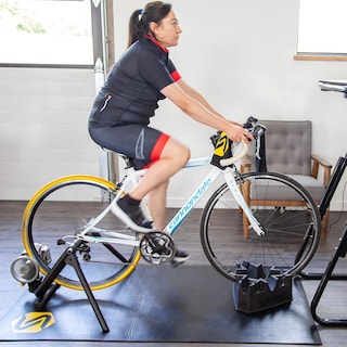 Foto 7 | Entrenador De Bicicleta De Interior Saris Fluid2 Smart Equipado Con Sensor De Velocidad - Venta Internacional.