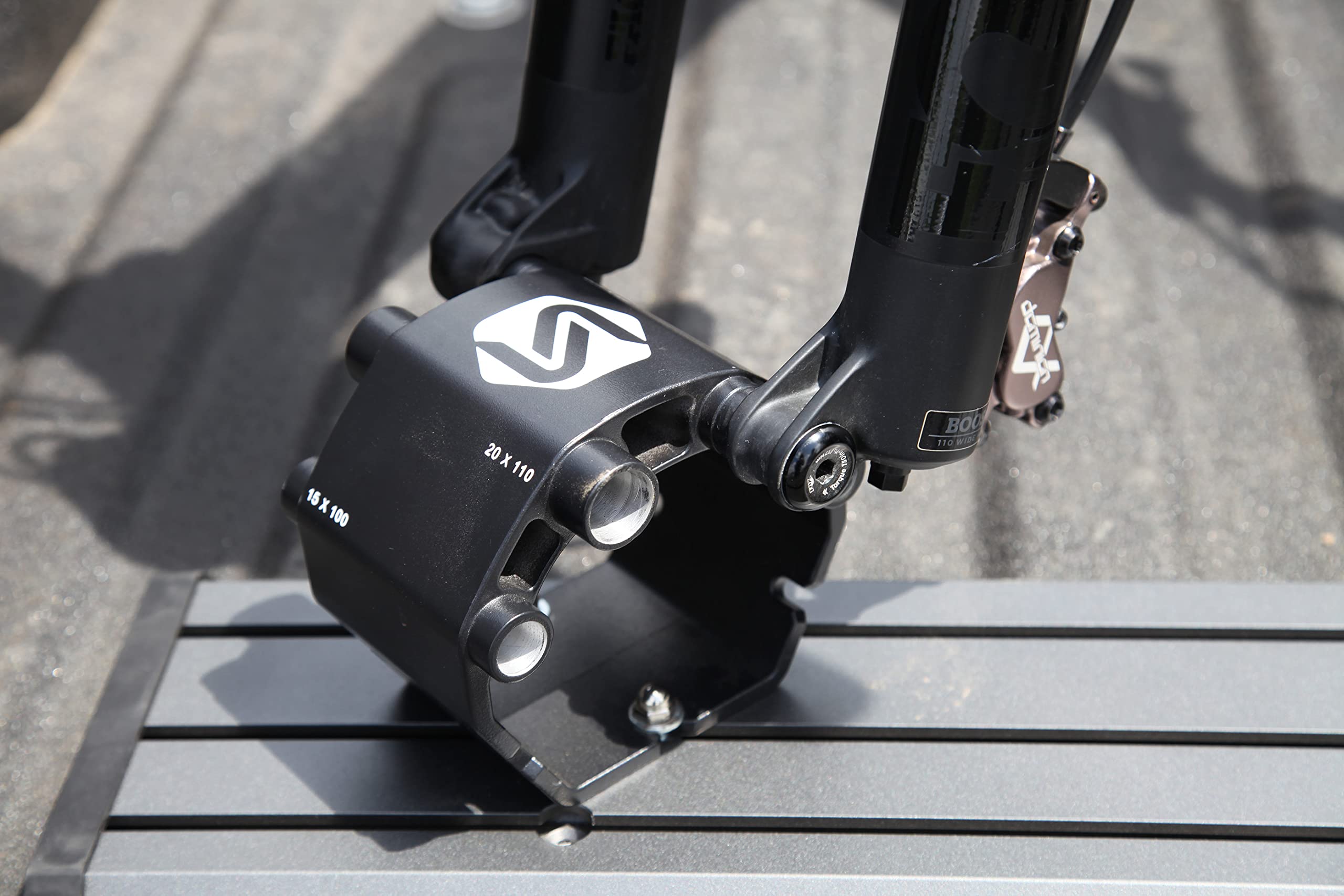 Foto 7 pulgar | Accesorio Para Portabicicletas Saris Thru Axle Traps Black - Venta Internacional.