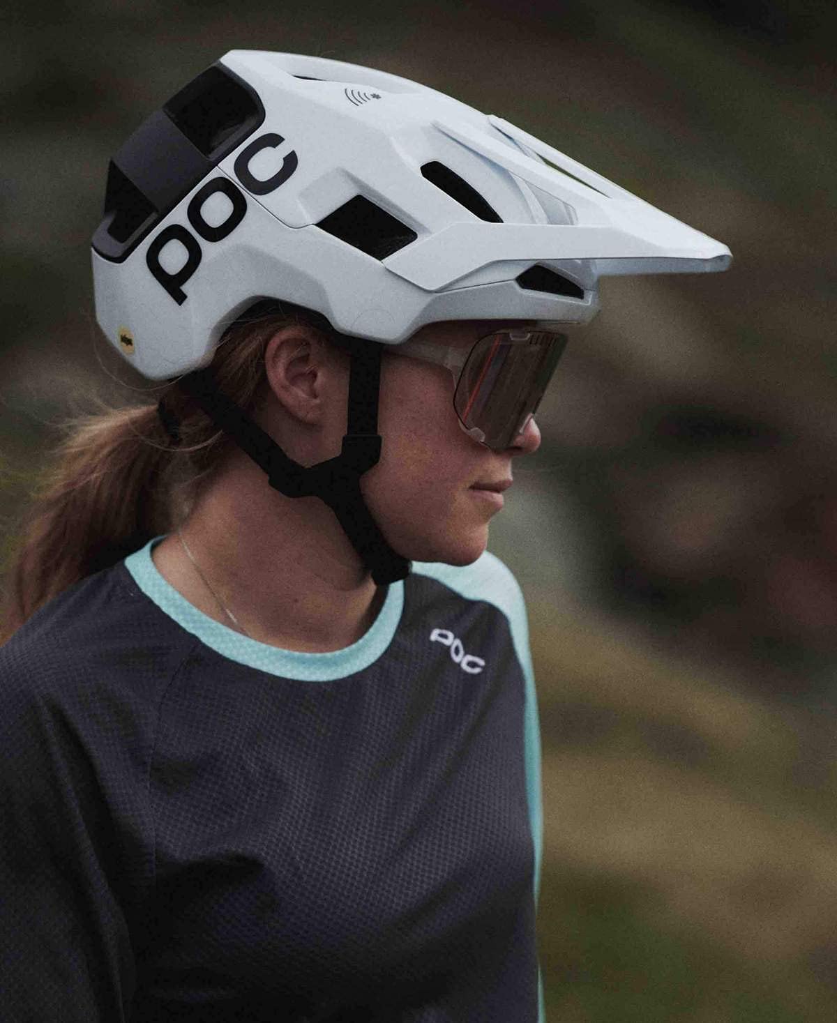 Foto 6 pulgar | Casco De Bicicleta Poc Kortal Race Mips Para Trail, Enduro Y Todo Tipo De Montaña - Venta Internacional.