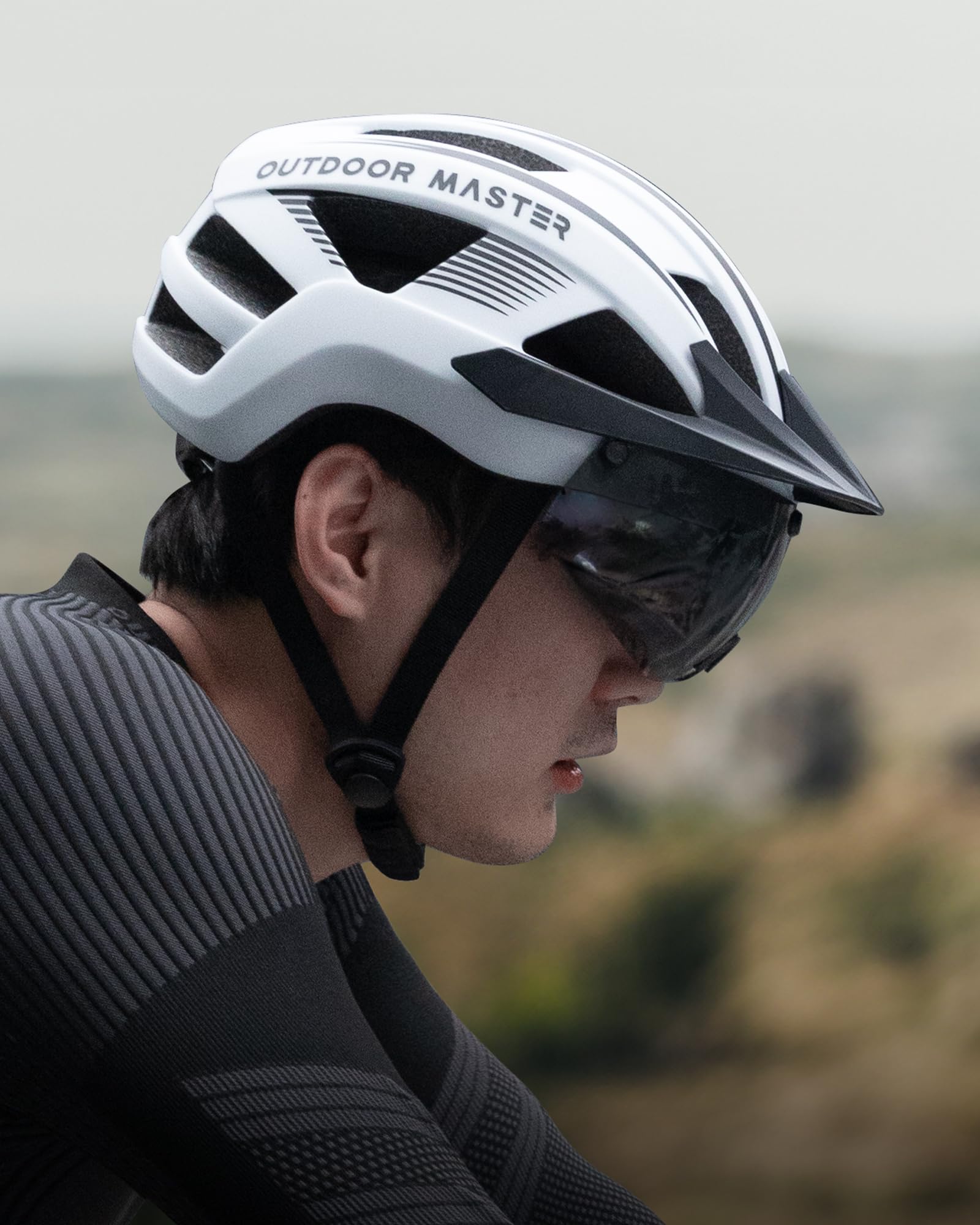 Foto 8 pulgar | Casco De Bicicleta Outdoormaster Mountain & Road Con Luz Y Gafas - Venta Internacional.