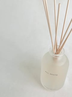 Foto 2 | Difusor Aromático Para Hogar Con Varillas De Fibra Y Botella De Vidrio 250 Ml – Japanese Citrus
