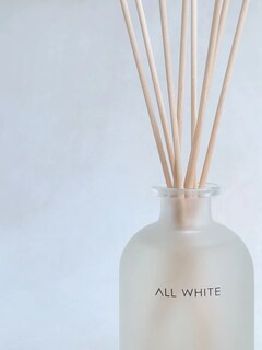 Foto 4 | Difusor Aromático Para Hogar Con Varillas De Fibra Y Botella De Vidrio 250 Ml – French Lavander