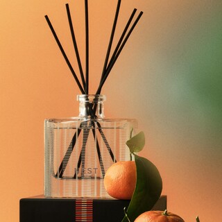Foto 3 | Reed Diffuser Nest New York Sicilian Tangerine 175 Ml Con Varillas - Venta Internacional.