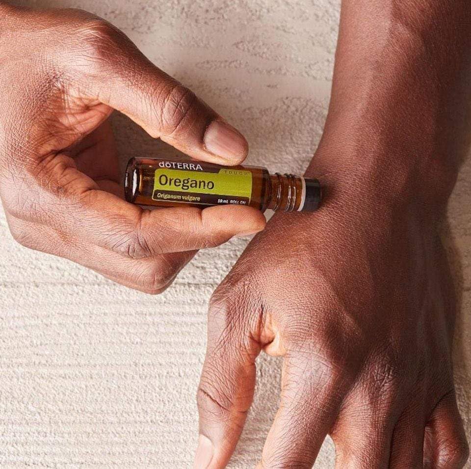 Foto 4 pulgar | Aceite Esencial Doterra Oregano Touch  10 Ml  Rollo - Venta Internacional.