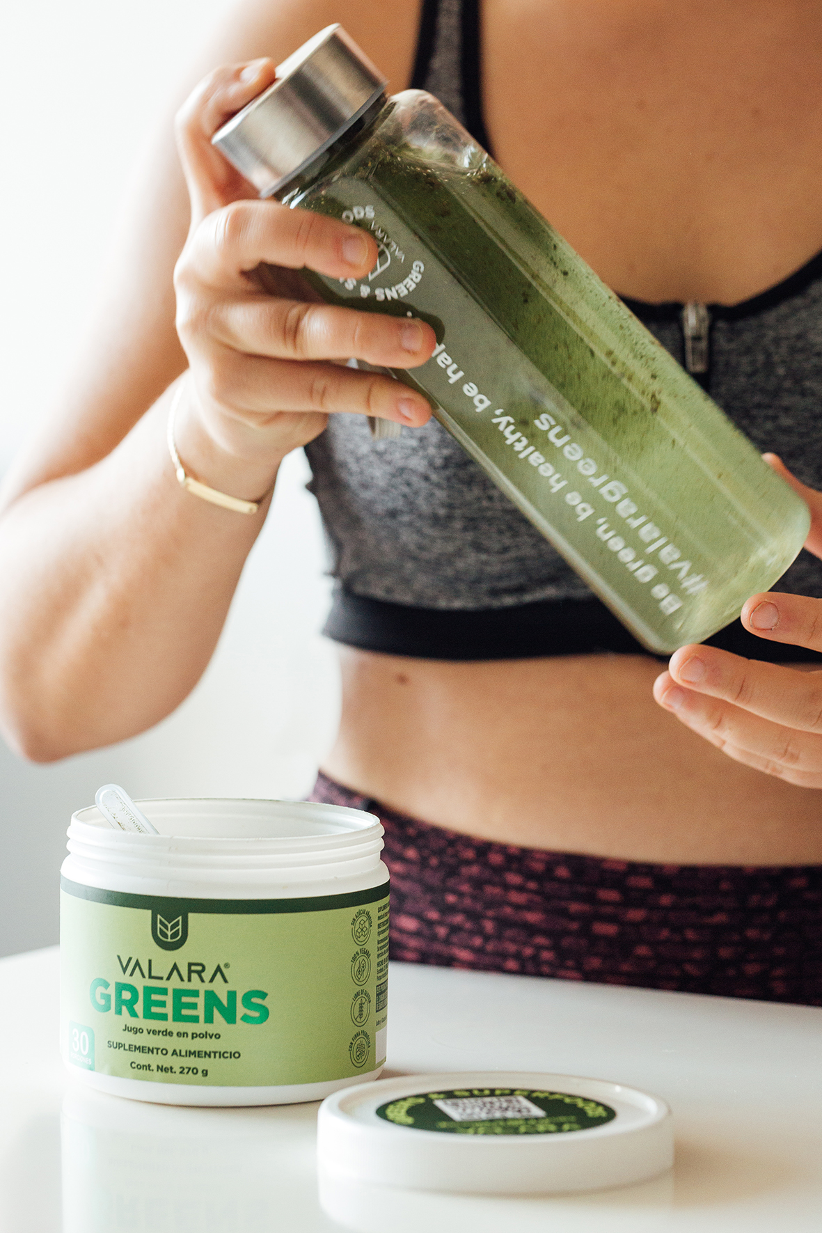 Foto 4 | Valara Greens Jugo Verde En Polvo Sabor Mango, Sin Azúcar, Alto En Fibra, Ingredientes Naturales 270gr