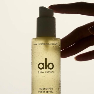 Foto 3 | Rocíe Alo Yoga Magnesium Reset Con Valeriana Y Árnica, 100 Ml - Venta Internacional.