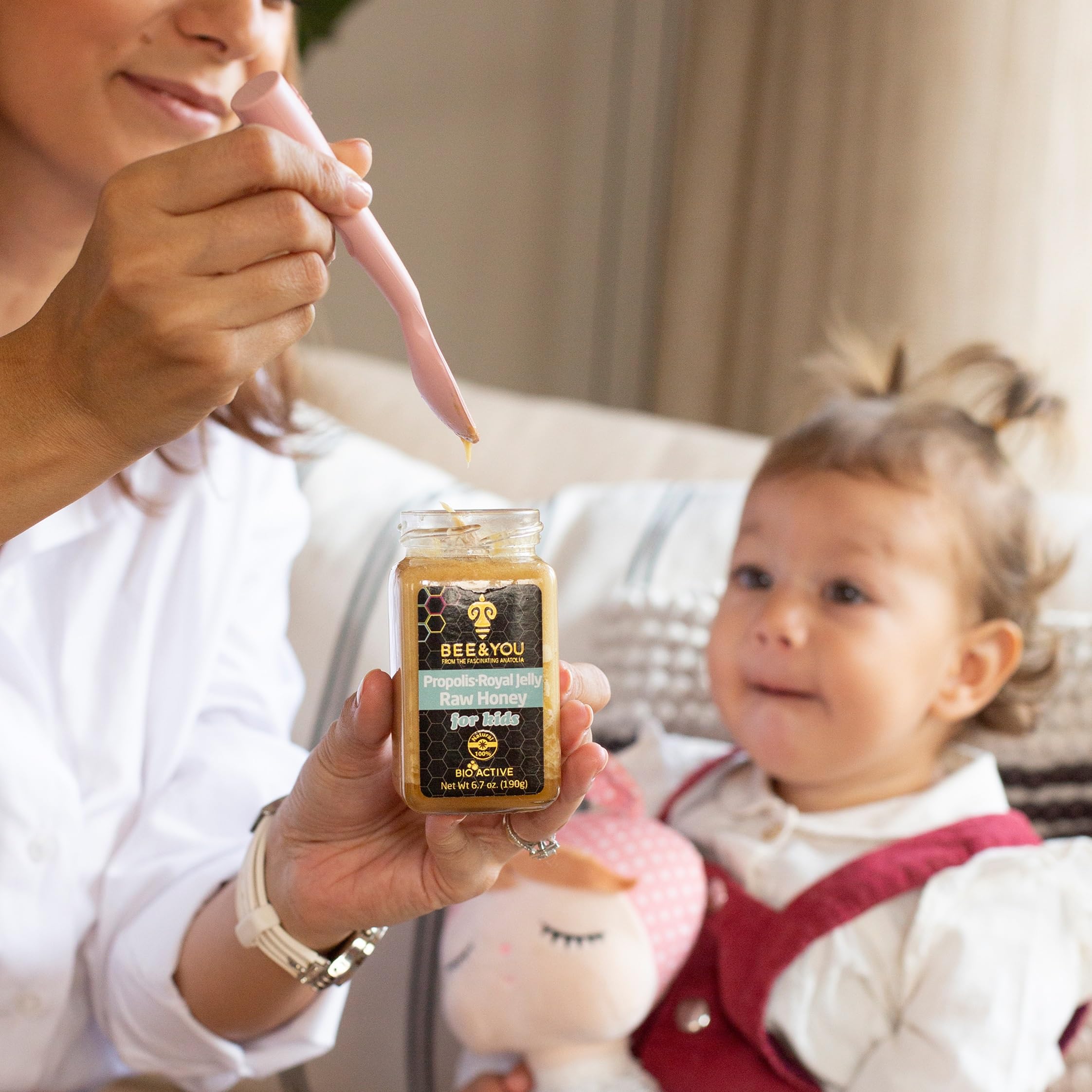 Foto 4 pulgar | Suplemento Bee & You Royal Jelly Raw Honey Kids, 200 Ml - Venta Internacional.