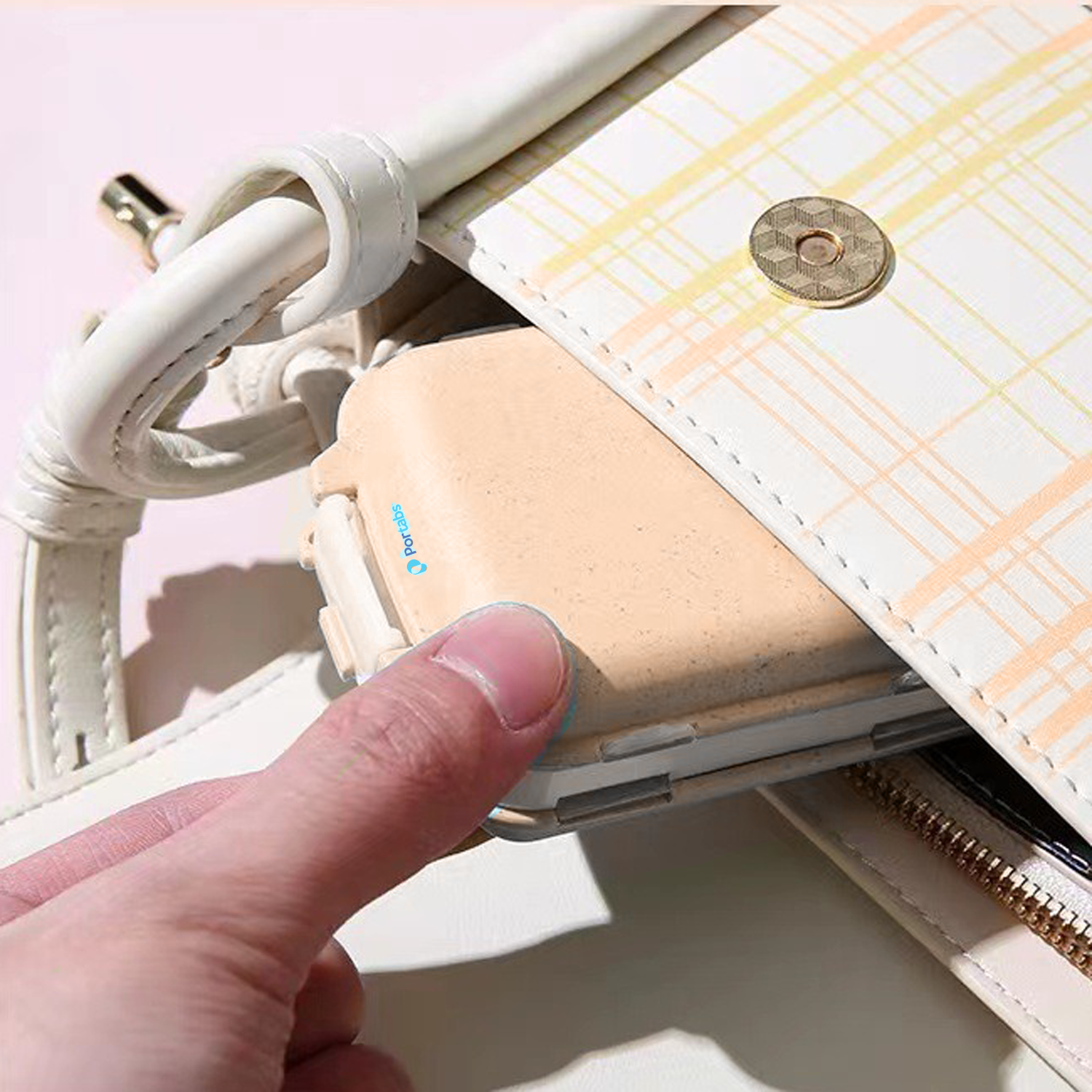 Foto 4 pulgar | Pastillero Diario con División Beige Mini Maleta