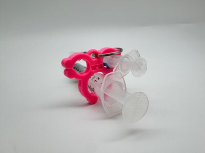 Foto 3 | Llavero, Soporte Para Jeringas, Versión 2, Color Rosa - Venta Internacional.