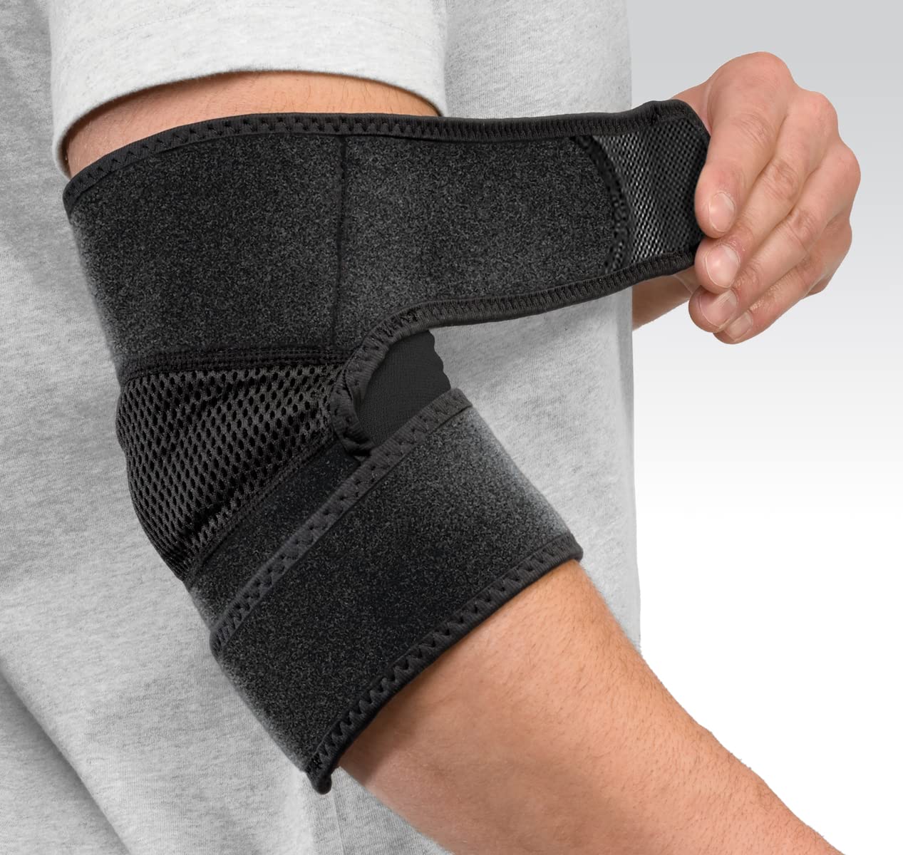 Foto 4 pulgar | Funda Ajustable Para Codos Mueller Sports Medicine - Venta Internacional.
