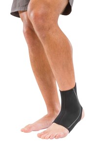 Foto 1 | Funda De Neopreno Mueller Para Esguinces Con Soporte De Tobillo, Color Negro - Venta Internacional.