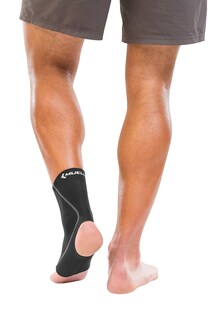Foto 2 | Funda De Neopreno Mueller Para Esguinces Con Soporte De Tobillo, Color Negro - Venta Internacional.