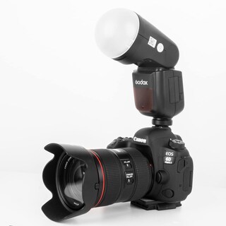 Foto 3 | Domo Difusor De Flash Godox Ak-r11 Para Godox H200r V1 Ad200 - Venta Internacional.