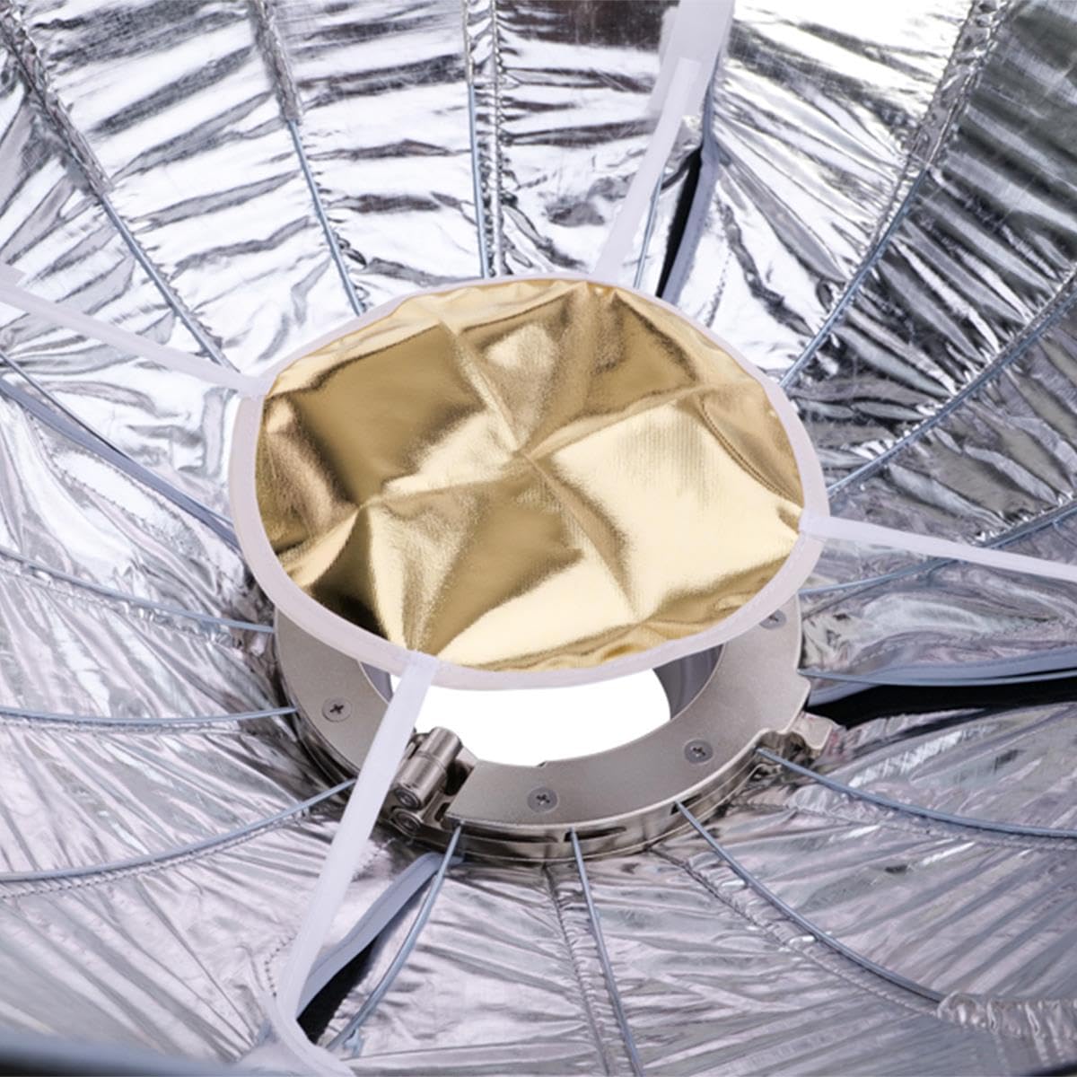 Foto 3 pulgar | Softbox Aputure Light Dome Mini Iii Con Soporte Bowens De 58 Cm - Venta Internacional.