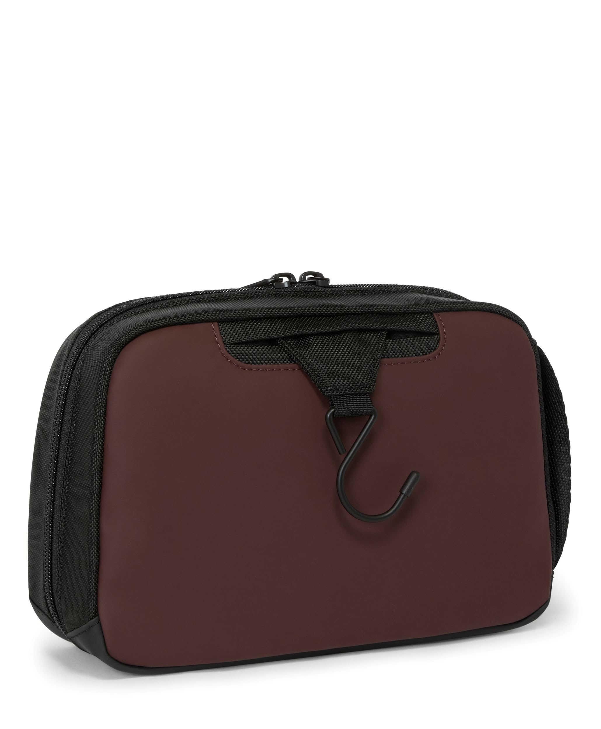 Foto 5 pulgar | Kit De Viaje Tumi Alpha Bravo Response Hanging Outlet Oxblood - Venta Internacional.