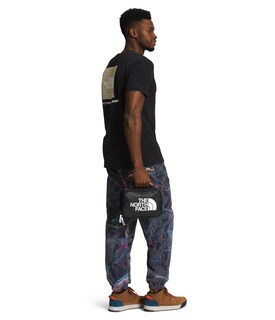 Foto 4 | Kit Dopp The North Face Base Camp Voyager Tnf Negro/tnf Blanco - Venta Internacional.