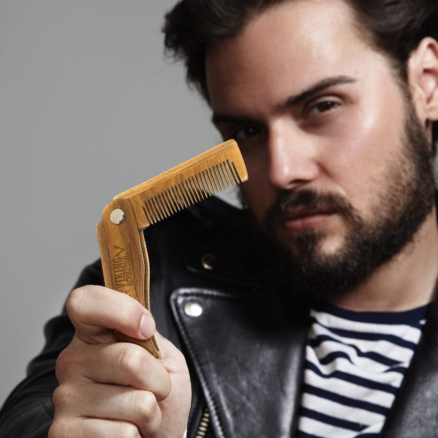 Foto 5 | Peineta Para Barba Viking Revolution, Plegable, De Madera De Sándalo Verde, Juego De 2 - Venta Internacional.