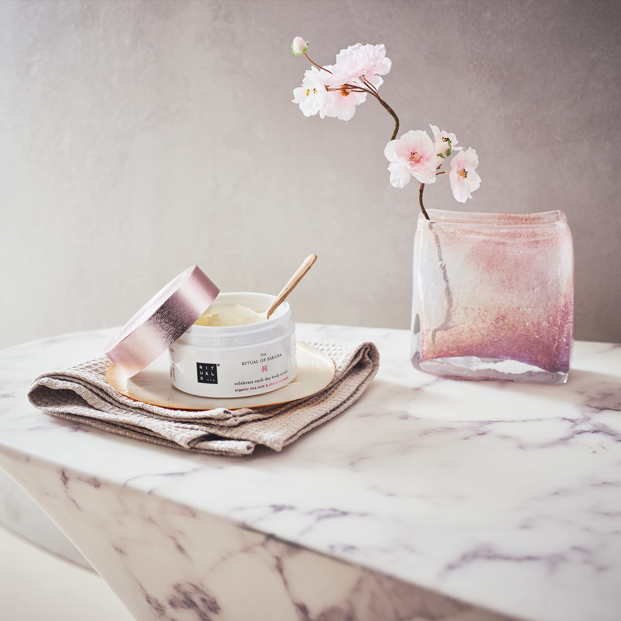 Foto 2 | Exfoliante Corporal Rituals The Ritual Of Sakura 260 Ml Unisex - Venta Internacional.
