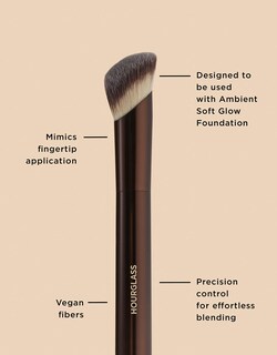 Foto 3 | Brocha De Maquillaje Hourglass Ambient Soft Glow Foundation - Venta Internacional.
