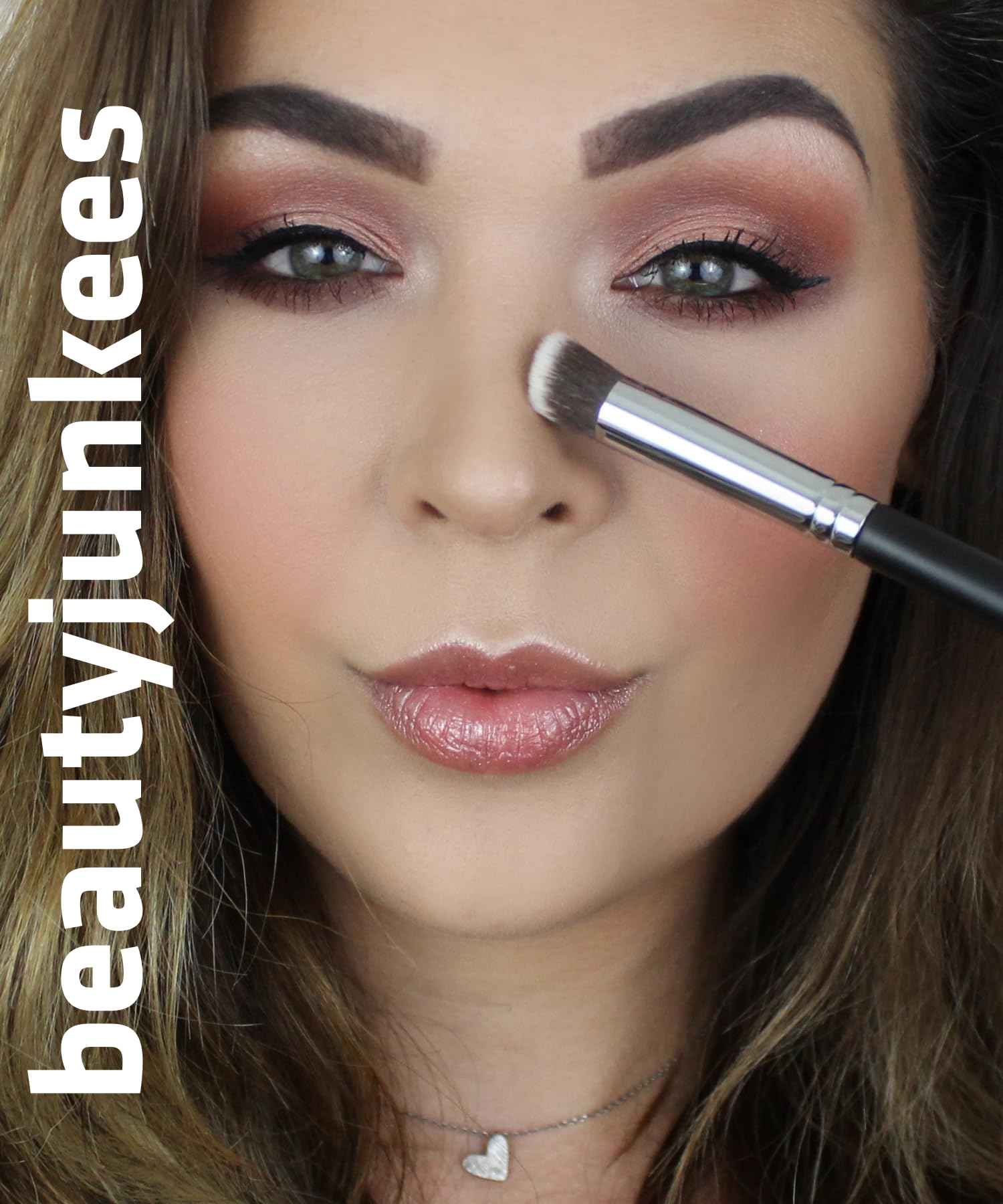 Foto 3 pulgar | Brocha De Maquillaje Beauty Junkees Kabuki Nose Contour Mini - Venta Internacional.