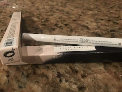 Foto 1 | Lápiz De Cejas Fenty Beauty Brow Mvp Ultra Fine Deep Black - Venta Internacional.