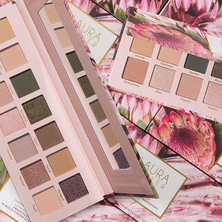 Foto 2 | Paleta De Sombras De Ojos Laura Geller New York Seasonless 14 Tonos - Venta Internacional.