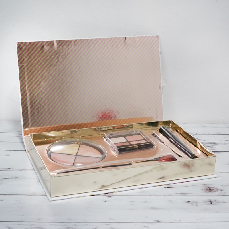 Foto 2 pulgar | Set De Maquillaje Glamorous Makeup Essential Con Iluminador Facial - Venta Internacional.