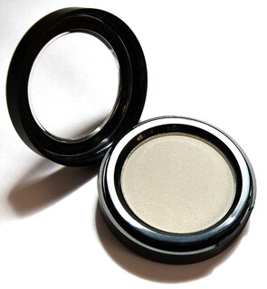 Foto 3 | Sombra De Ojos Pure Ziva White Satin Snowflake Pearl Shimmer - Venta Internacional.