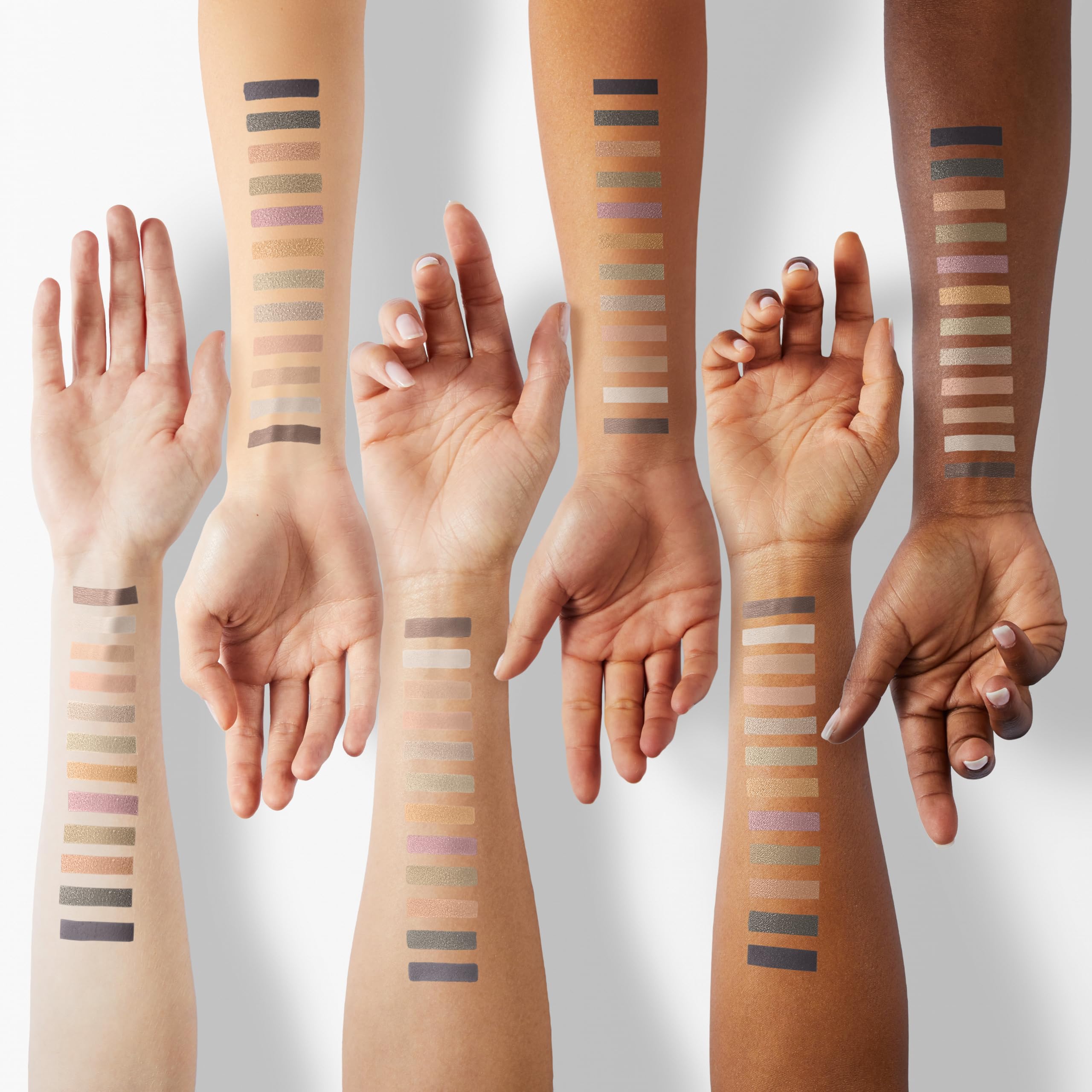 Foto 4 | Paleta De Sombras De Ojos Maybelline The Nudes Gold De 24 Quilates  12 Tonos - Venta Internacional.