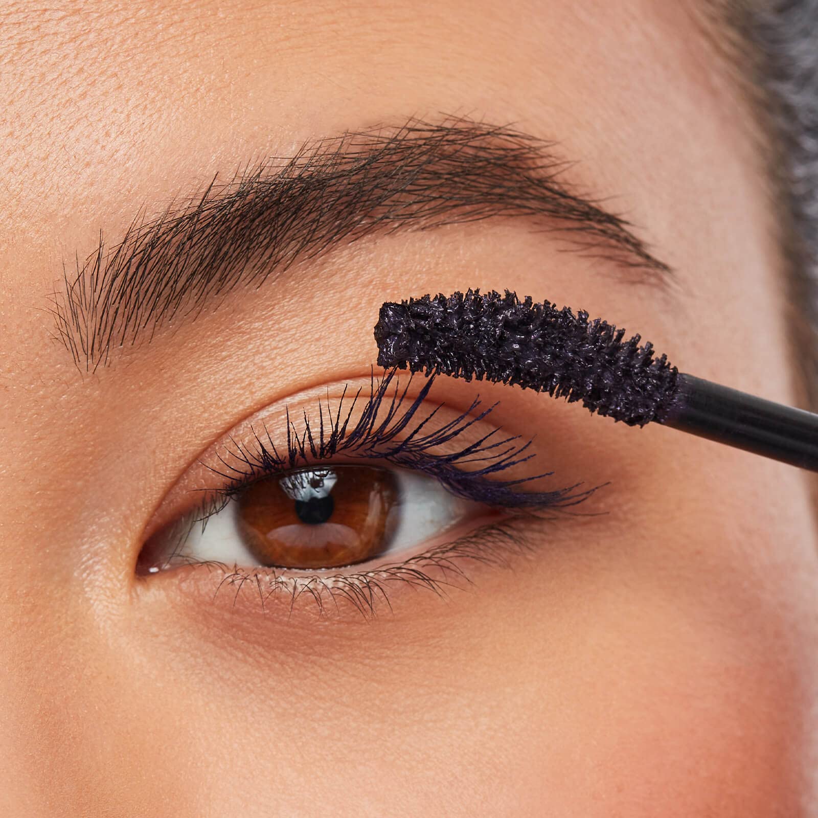 Foto 5 pulgar | Máscara Eyeko Lash Alert Purple Lift & Curl, 8 Ml, Cafeína Y Biotina - Venta Internacional.