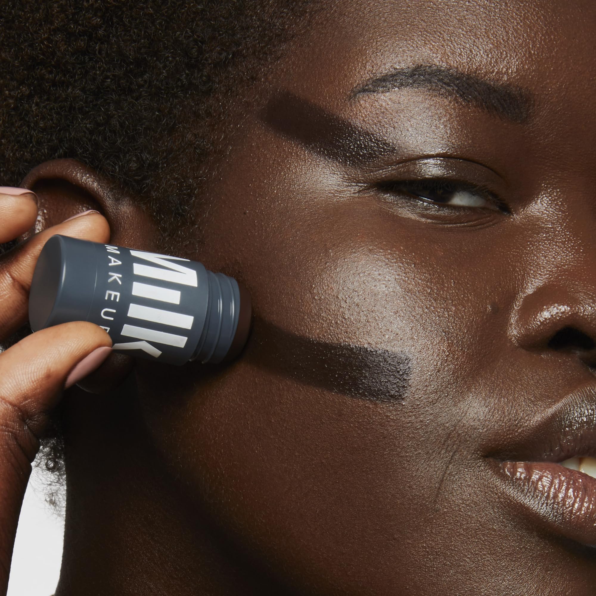 Foto 6 pulgar | Cream Contour Stick Milk Maquillaje Sculpt Stick Sizzle, 5.6 Ml - Venta Internacional.