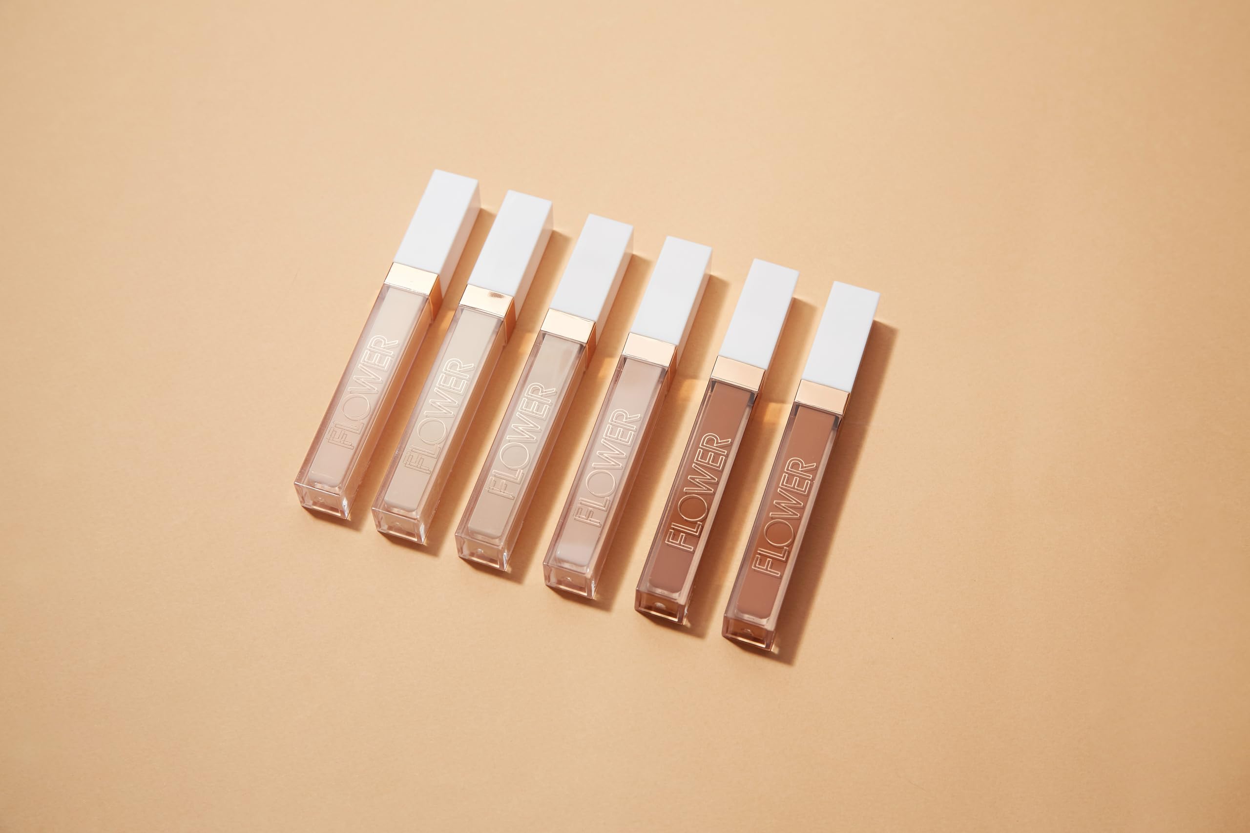 Foto 3 | Corrector Flower Beauty Light Illusion De Cobertura Total, Color Moca - Venta Internacional.