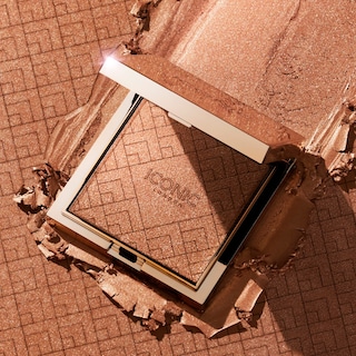 Foto 7 | Colorete, Bronceador E Iluminador Multiuso Kissed By The Sun De Makeup Iconic London, 5 Ml - Venta Internacional.