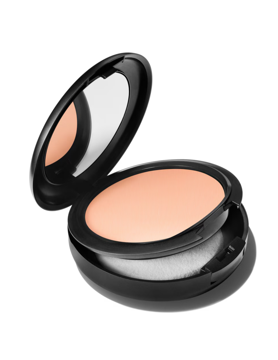 Base En Polvo Mac Studio Fix Powder Plus Foundation Nw25