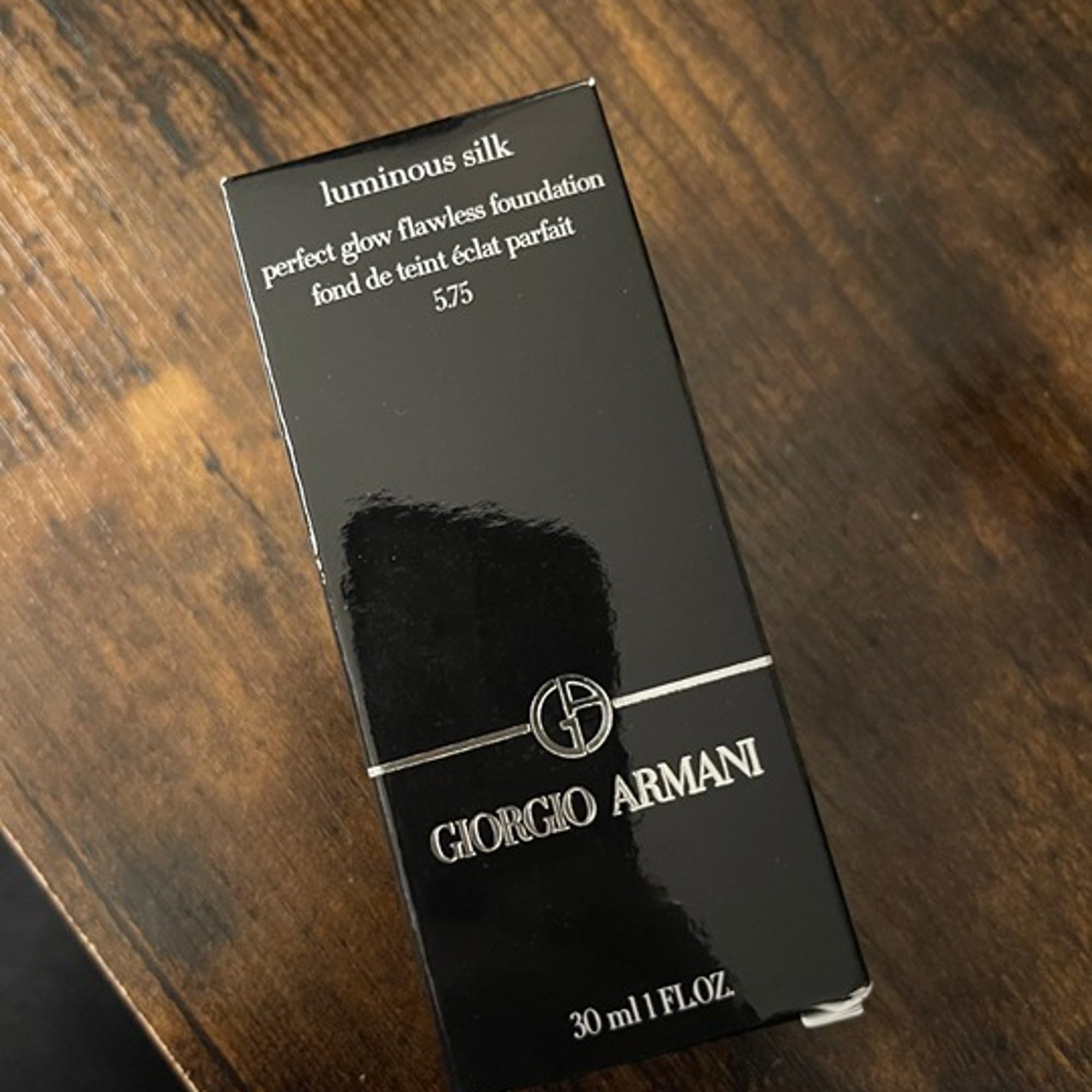 Foto 5 | Base de Maquillaje Giorgio Armani Luminous Silk 5.75 Light Medium 30 Ml - Venta Internacional