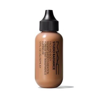 Foto 1 | Base De Maquillaje M.a.c Studio Radiance Para Rostro Y Cuerpo C4, 50 Ml - Venta Internacional.