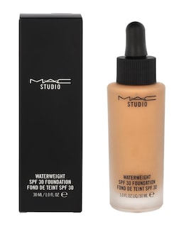 Foto 1 | Foundation M.a.c. Studio Waterweight Spf 30 Nc42 Unisex - Venta Internacional.
