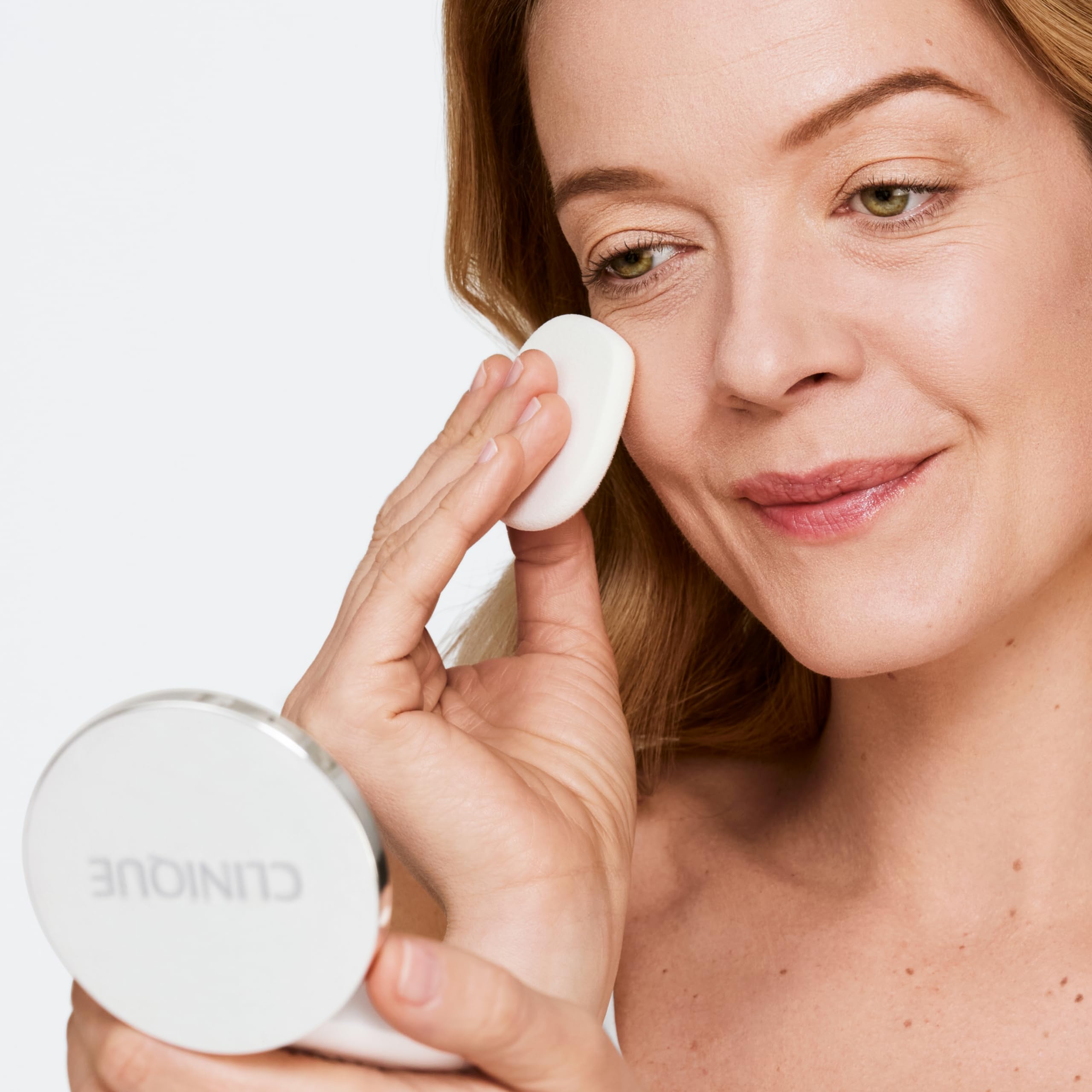 Foto 5 pulgar | Base de Maquillaje en Polvo y Corrector Clinique Beyond Perfecting - Venta Internacional