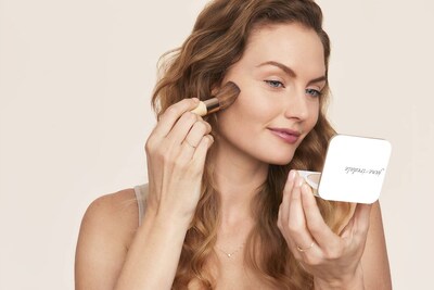 Foto 4 | Mineral Foundation Jane Iredale Purepressed Base Bisque Spf 20 - Venta Internacional.