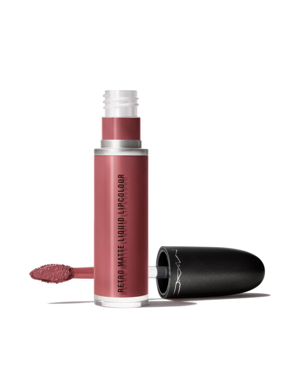 Gloss Mac Retro Matte Lipcolour Topped With Brandy $766