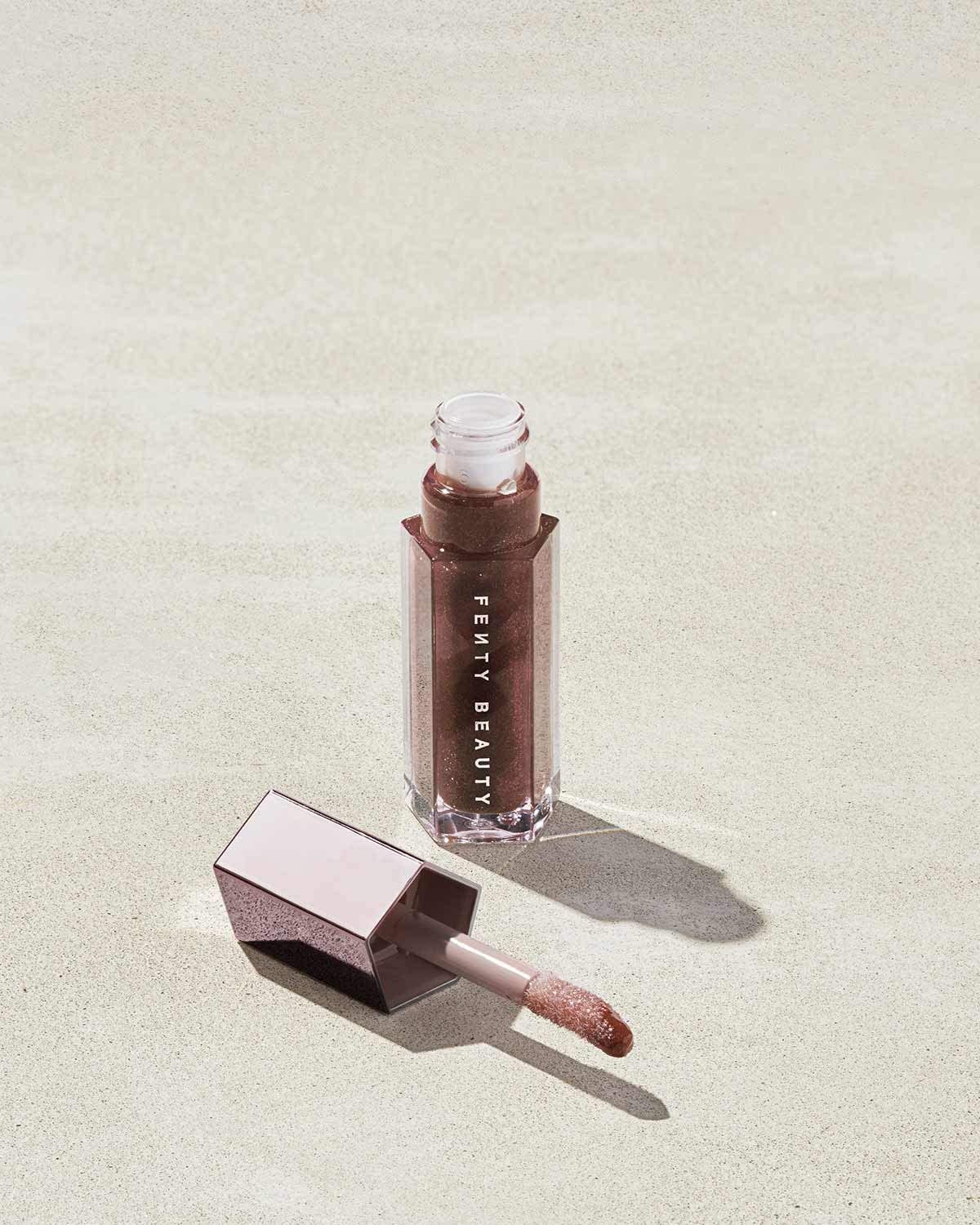 Foto 5 pulgar | Luminizador De Labios Fenty Beauty De Rihanna Gloss Bomb Hot Chocolit - Venta Internacional.