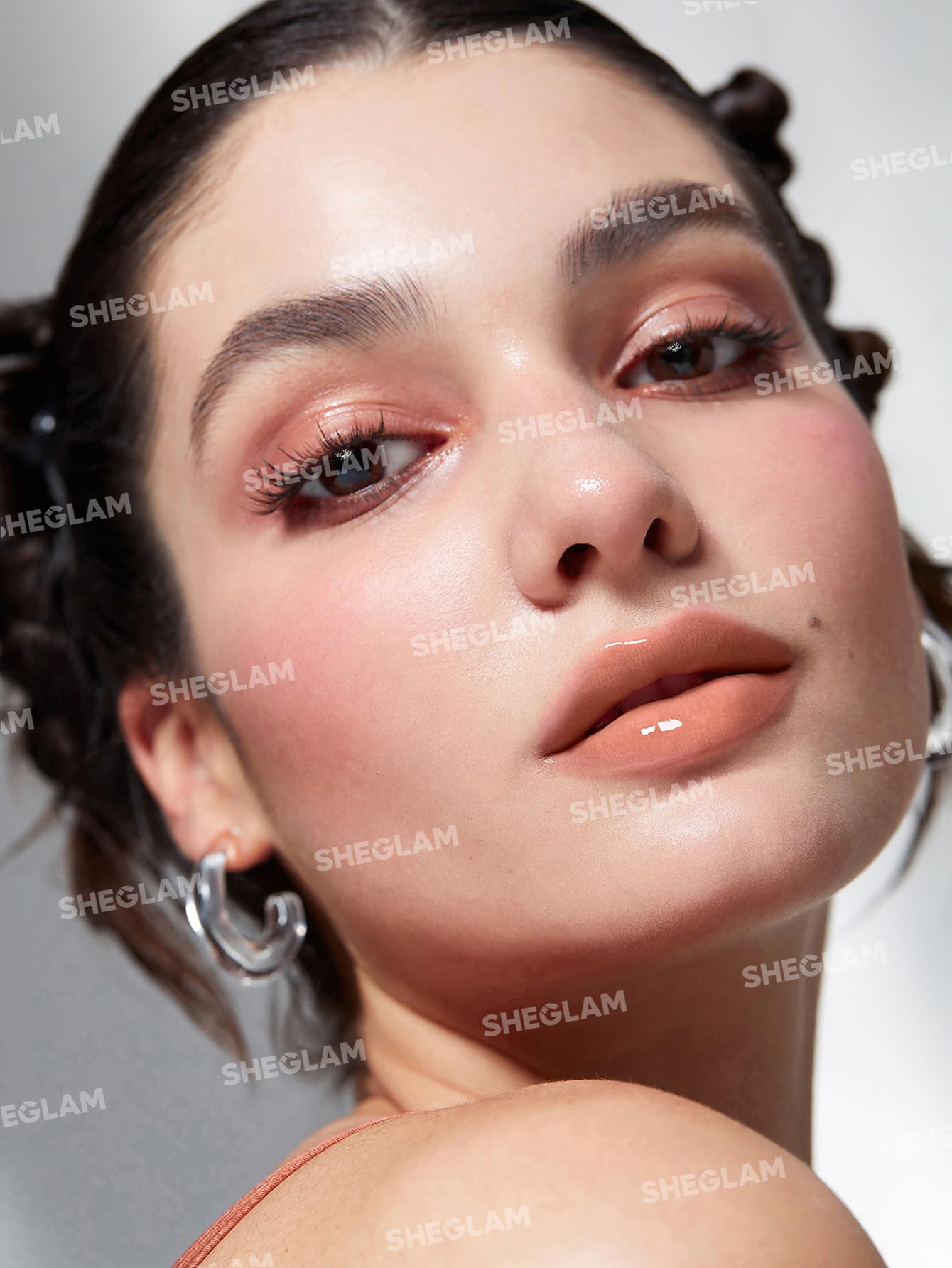 Foto 2 | Brillo De Labios Sheglam Poutperfect Moisturizing In Bloom - Venta Internacional.