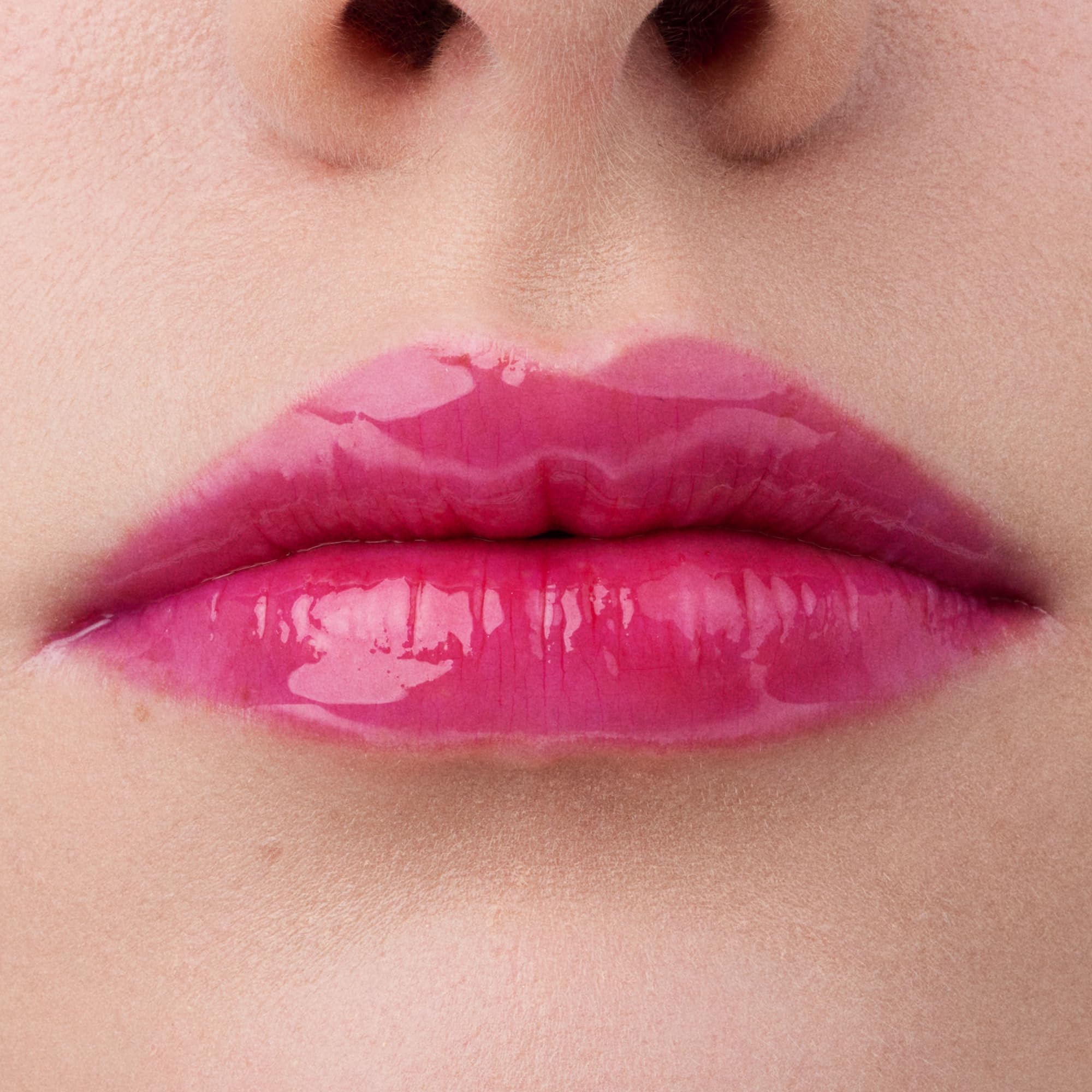 Foto 5 pulgar | Aceite Labial Catrice Glossin' Glow High Shine Cherry & Pomegranate - Venta Internacional.