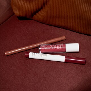 Foto 5 | Delineador De Labios Y Delineador De Ojos Scribble Stick Flower Beauty Caramel - Venta Internacional.