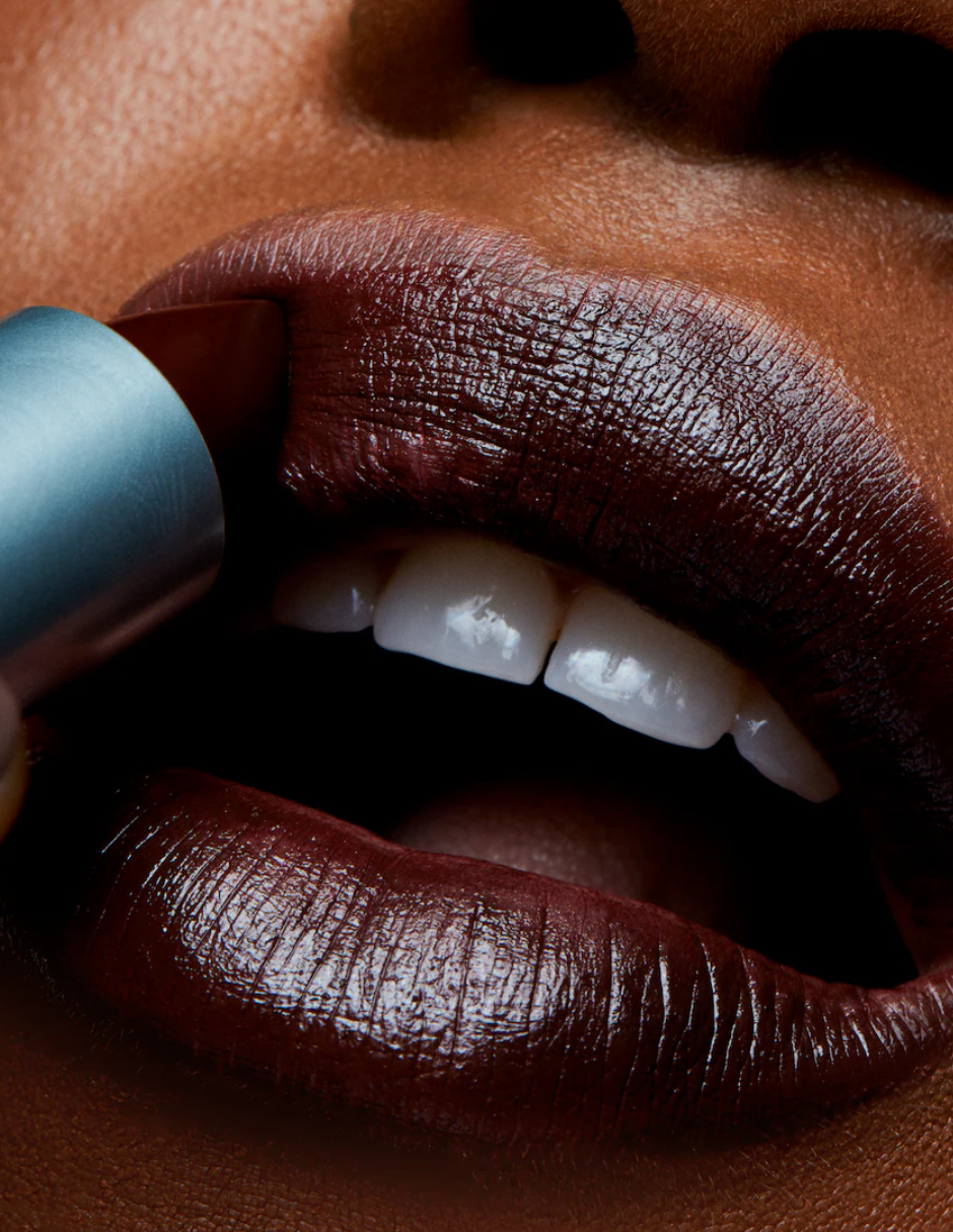 Foto 6 pulgar | Labial Mac Satin Lipstick Fil Noir