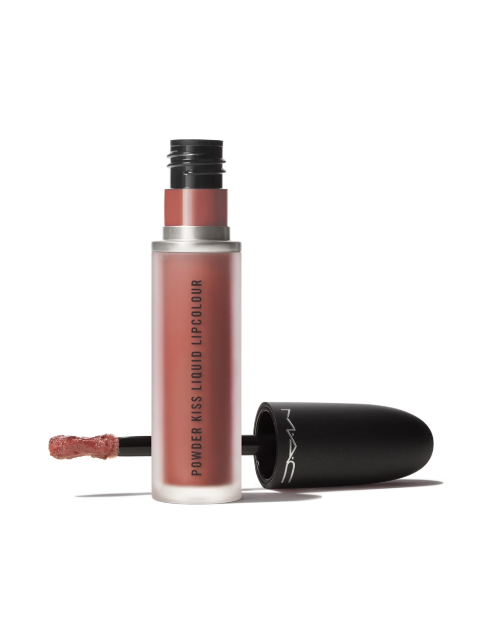 Foto 2 pulgar | Labial Liquido Mac Powder Kiss Liquid Lipcolour Over The Taupe