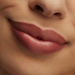 Foto 2 | Lápiz Labial Mac Lustre Hug Me Neutral Flesh Pink - Venta Internacional.