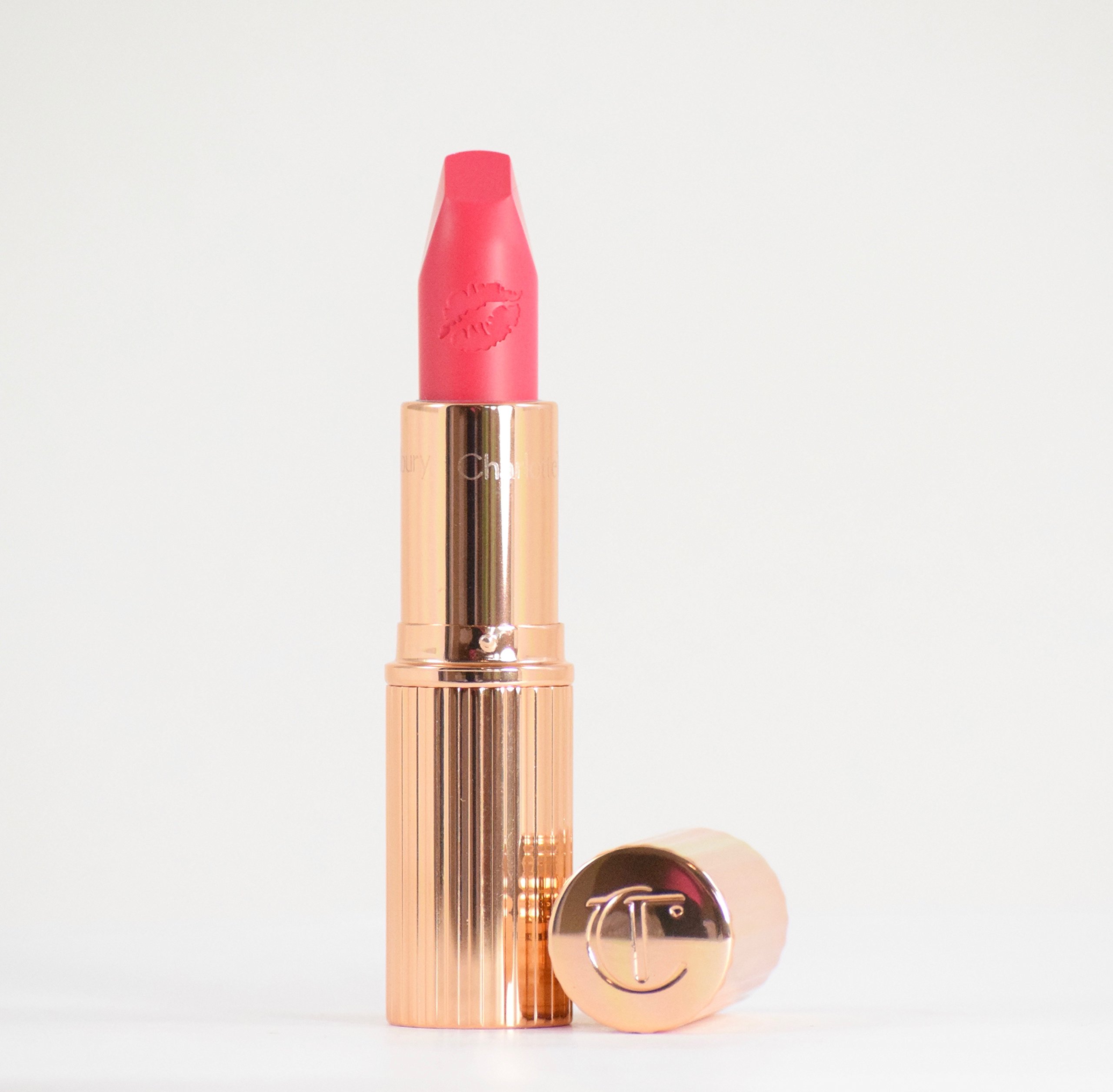 Foto 3 pulgar | Lápiz Labial Charlotte Tilbury Hot Lips Matte Revolution Electric Poppy - Venta Internacional.