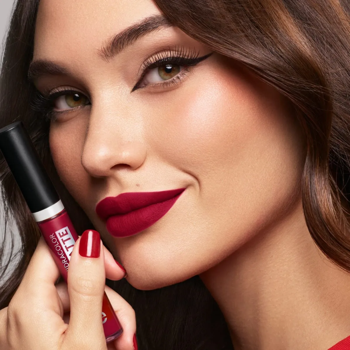 Foto 5 pulgar | Labial Líquido Hidracolor Matte - Rojo Vibrante Ésika 6ml