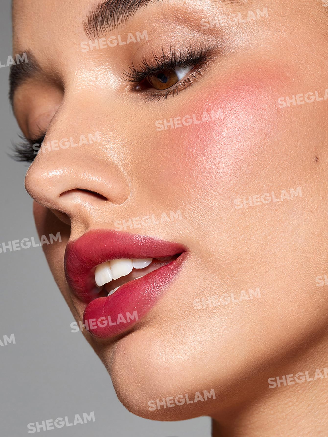 Foto 5 pulgar | Tinte Para Labios Y Mejillas Sheglam The Flush It's Chili Vegan - Venta Internacional.